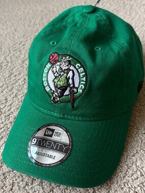 New Era Boston Celtics 9TWENTY Core Classic 2.0 Green Adjustable Hat OSFM NWT